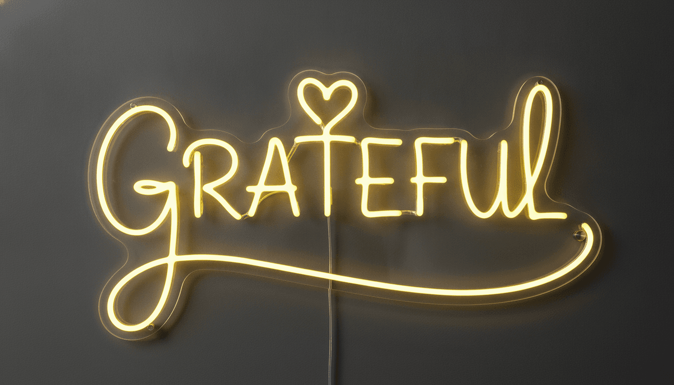 Grateful Neon Duvar Dekoru, Motivasyon Yazılı Modern LED Işık